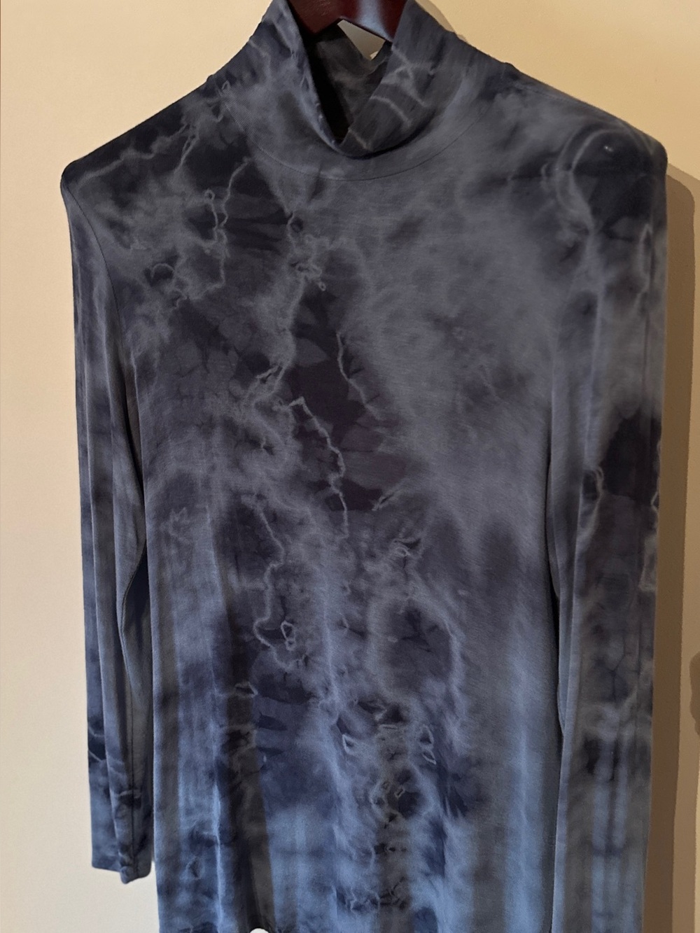 Treasure & Bond Semi Sheer Tie-Dye Long Sleeve Mock Neck Top - Blue Gray, L